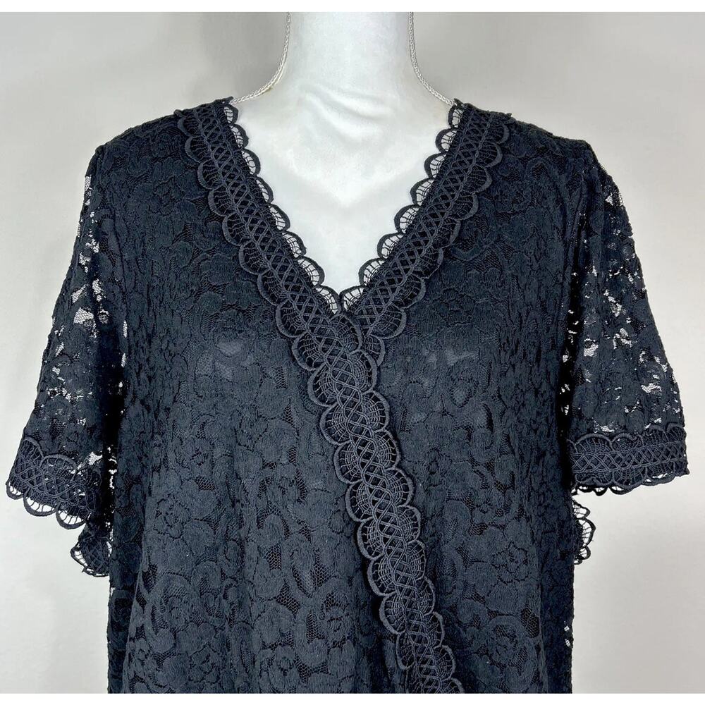 Torrid Black Floral Lace V-Neck Puff Sleeve Cropped Blouse Plus Size 5X (28) - Picture 9 of 12